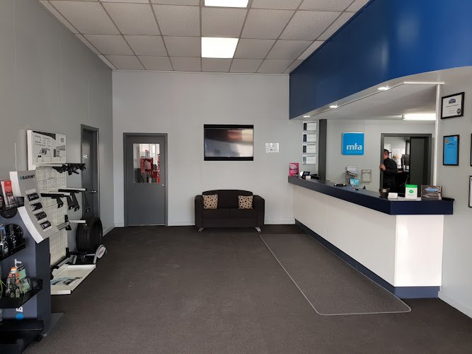 Leading Edge Automotive Ltd