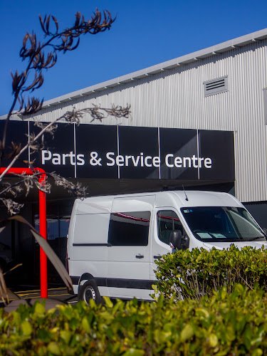 Morrison Mitsubishi Sockburn